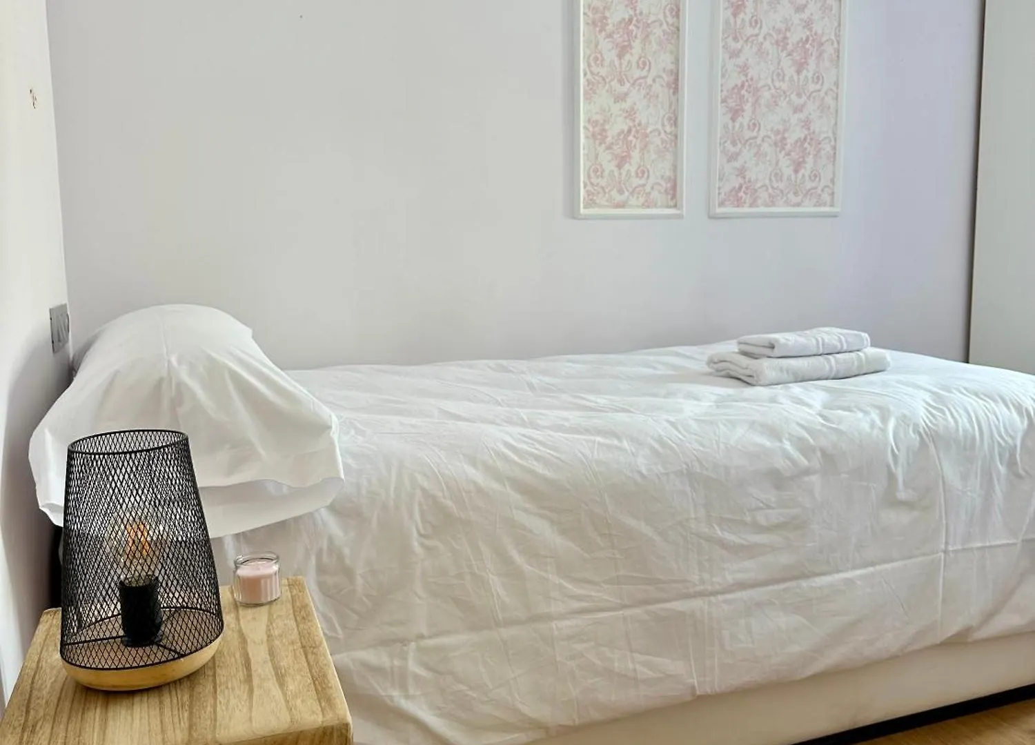 H&H Suite Alhambra Granada Spain
